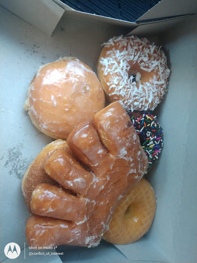 Donut Shop «Yum Yum Donuts», reviews and photos, 5454 Orangethorpe Ave, La Palma, CA 90623, USA