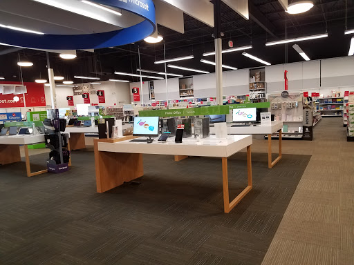 Office Supply Store «OfficeMax», reviews and photos, 11160 Fountains Dr, Maple Grove, MN 55369, USA