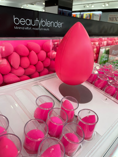 Cosmetics Store «SEPHORA», reviews and photos, Smith Haven Mall Smith Haven Mall, Lake Grove, NY 11755, USA