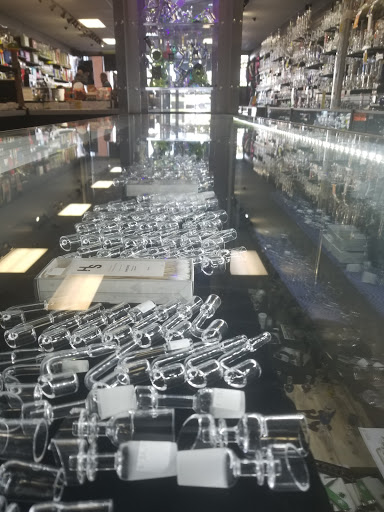 Tobacco Shop «Glass Warehouse Smoke Shop», reviews and photos, 6140 Van Buren Boulevard, Riverside, CA 92503, USA