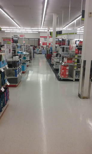 Office Supply Store «Staples», reviews and photos, 7929 Eastern Ave, Baltimore, MD 21224, USA