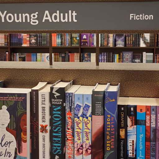 Book Store «Barnes & Noble Booksellers», reviews and photos, 118 E Broadway #238, Bloomington, MN 55425, USA