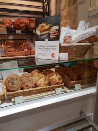 Vitrine du Restaurant Boulangerie Eric Kayser - Bercy Village à Paris - n°19