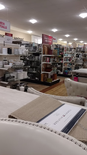 Home Goods Store «HomeGoods», reviews and photos, 20111 US-19, Cranberry Twp, PA 16066, USA