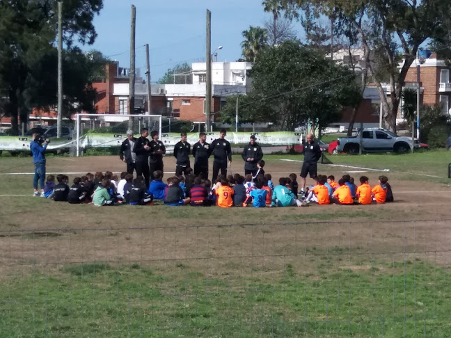 Opiniones de Baby Fútbol Playa Honda en Ciudad del Plata - Campo de fútbol