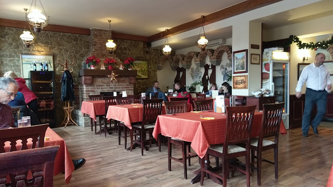 Fekete Kakas - Étterem