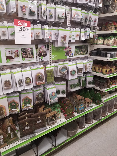 Craft Store «Michaels», reviews and photos, 5442 New Hope Commons Dr, Durham, NC 27707, USA