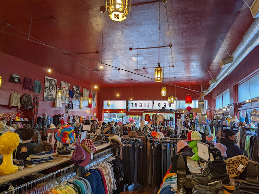 Used Clothing Store «Red Light Clothing Exchange», reviews and photos, 3590 SE Hawthorne Blvd, Portland, OR 97214, USA