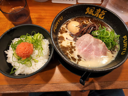 とんこつラーメン 博多風龍 新宿東口店