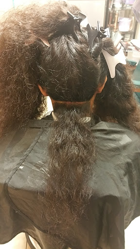 Beauty Salon «Dominican Blowouts Beauty Salon», reviews and photos, 3909 W Airport Fwy #29, Irving, TX 75062, USA