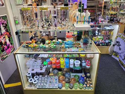 Tobacco Shop «The Boo-tique Smoke Shop & Vapor», reviews and photos, 676 N Main St, Wellington, OH 44090, USA