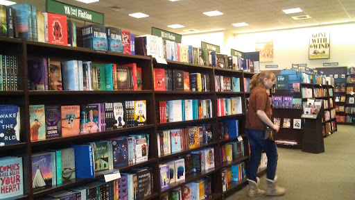Book Store «Barnes & Noble», reviews and photos, 801 Lehigh Lifestyle Center, Whitehall, PA 18052, USA