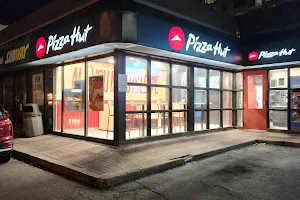 Pizza Hut image