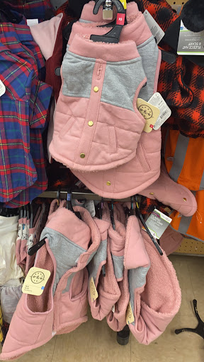 Pet Supply Store «Petco Animal Supplies», reviews and photos, 225 Maple Ave E, Vienna, VA 22180, USA