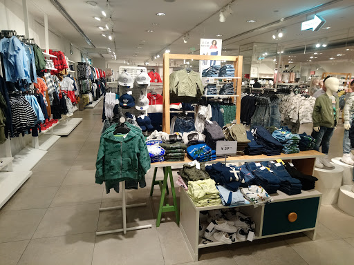 Stores to buy women's sportswear Shenzhen