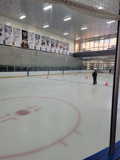 Shopping Mall «Promenade On The Peninsula», reviews and photos, 550 Deep Valley Dr, Rolling Hills Estates, CA 90274, USA