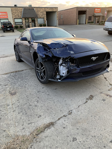 Auto Body Shop «Sergios Auto Body», reviews and photos, 39 Industrial Dr # 2, Gilberts, IL 60136, USA