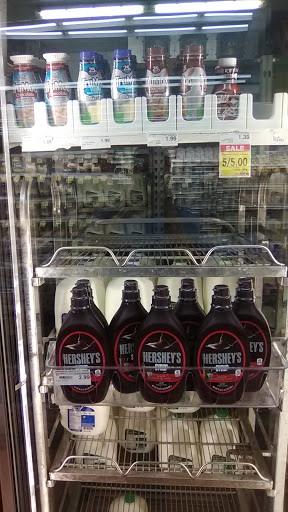 Grocery Store «Strack & Van Til», reviews and photos, 115 Sibley St, Hammond, IN 46320, USA