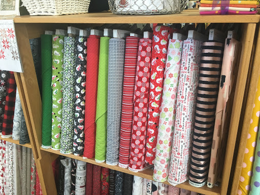 Quilt Shop «Thimbles», reviews and photos, 940 S State St, Lockport, IL 60441, USA