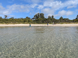 Photo de White Beach - endroit populaire parmi les connaisseurs de la détente