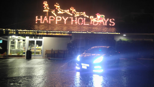 Grocery Store «Brunos Market & Deli», reviews and photos, Junipero St & 6th Ave, Carmel-By-The-Sea, CA 93923, USA