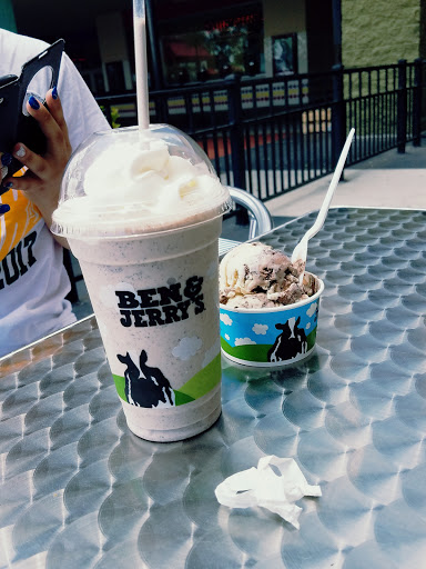 Movie Theater «Regal Cinemas The Loop 16 & RPX», reviews and photos, 3232 N John Young Pkwy, Kissimmee, FL 34741, USA