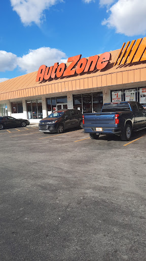 Auto Parts Store «AutoZone», reviews and photos, 925 E 8th Ave, Hialeah, FL 33010, USA