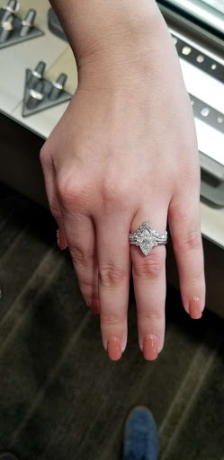 Jeweler «Shane Co.», reviews and photos, 9643 Olive Blvd, Olivette, MO 63132, USA