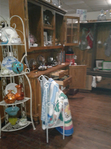 Antique Store «Rancho Coop», reviews and photos, 5685 Main St, Oakley, CA 94561, USA