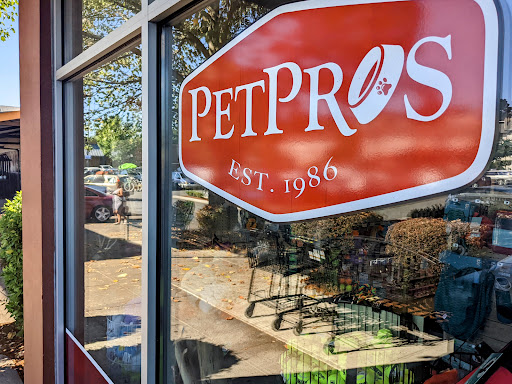 Pet Supply Store «Pet Pros West Seattle», reviews and photos, 9033 25th Ave SW, Seattle, WA 98106, USA
