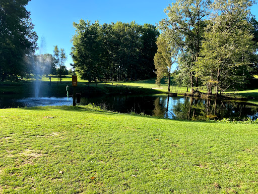 Golf Course «Indian Lake Hills Golf Course», reviews and photos, 55321 Brush Lake Rd, Eau Claire, MI 49111, USA