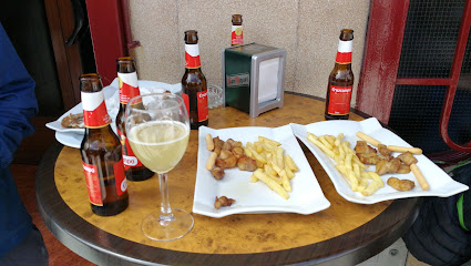 Café-Bar  Gwendoline  - Av. Paz, 17, 23600 Martos, Jaén, Spain
