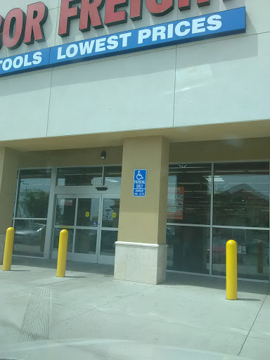 Hardware Store «Harbor Freight Tools», reviews and photos, 8500 Whittier Blvd, Pico Rivera, CA 90660, USA