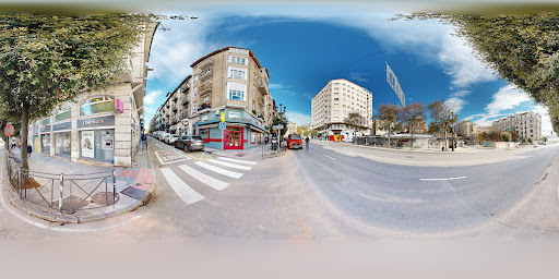 Dental Clinic Budiño Santander en Santander, Cantabria