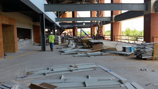 Stadium «The Gaylord Family Oklahoma Memorial Stadium», reviews and photos, 1185 Asp Ave, Norman, OK 73019, USA