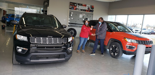 Car Dealer «Bill Estes Chrysler Dodge Jeep Ram», reviews and photos, 745 E 56th St, Brownsburg, IN 46112, USA