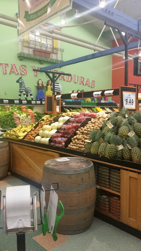 Grocery Store «Mi Pueblo Food Center», reviews and photos, 187 Harder Rd, Hayward, CA 94544, USA