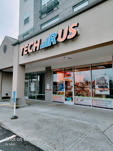Cell Phone Store «Tech R Us phones repair», reviews and photos, 11962 NE Glisan St, Portland, OR 97220, USA