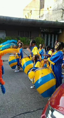 Opiniones de Comparsa la Tribu Candombe en Durazno - Escuela