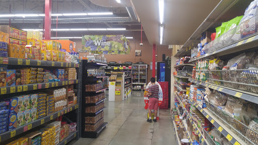 Supermarket «Grocery Outlet Bargain Market», reviews and photos, 2175 W Rosecrans Ave, Compton, CA 90222, USA