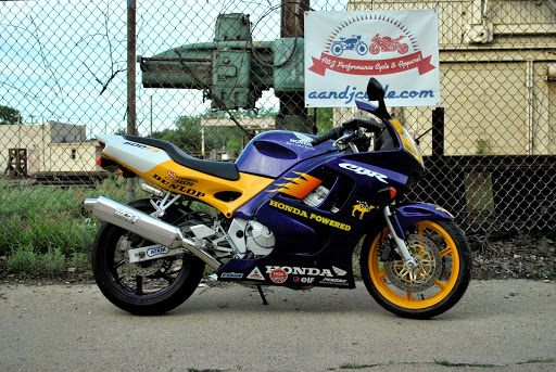 Used Motorcycle Dealer «A&J Performance Cycle and Apparel, LLC», reviews and photos, 3731 E 10 Mile Rd, Warren, MI 48091, USA