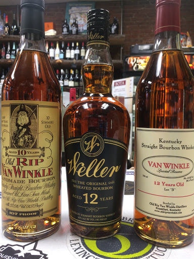 Liquor Store «Red Castle Liquor Store and Growler Filling Station», reviews and photos, 1200 S 1st St, Louisville, KY 40203, USA