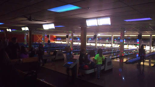 Bowling Alley «Pines Plaza Bowling Lanes», reviews and photos, 1130 Perry Hwy, Pittsburgh, PA 15237, USA