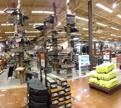 Sporting Goods Store «Bass Pro Shops», reviews and photos, 1000 Bass Pro Dr NW, Altoona, IA 50009, USA