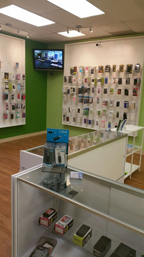 Electronics Repair Shop «Illinois Cell Phone Repair», reviews and photos, 401 W N Ave #1, Villa Park, IL 60181, USA