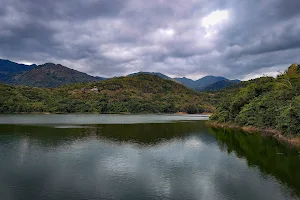 Lago Lucchetti image