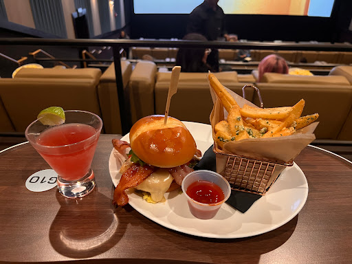Movie Theater «CinéBistro Southgate», reviews and photos, 3501 S Tamiami Trail, Sarasota, FL 34239, USA