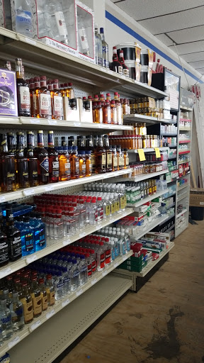 Grocery Store «Farmers Market», reviews and photos, 103 W 2nd St N, Wright City, MO 63390, USA