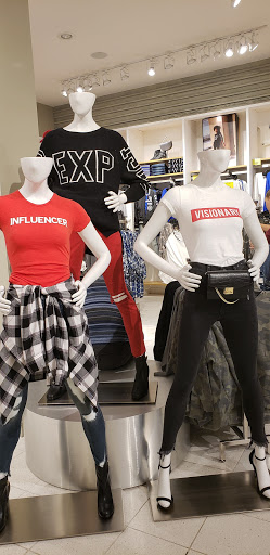 Clothing Store «Express», reviews and photos, 1400 Willowbrook Mall, Wayne, NJ 07470, USA