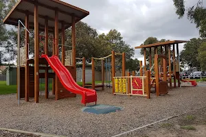 Crispe Park Playground image